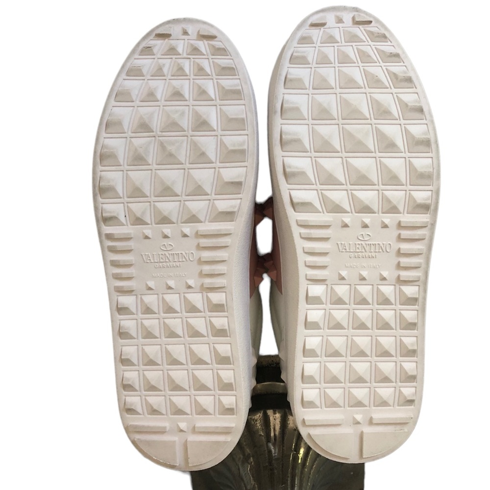 Valentino Rockstud Untitled “11” sneaker Like New, Eur 37 - Picture 7 of 12